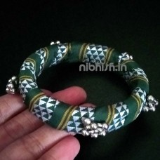 Khun fabric kada in green colour