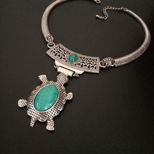 Western everyday jewellery with turtle pendant